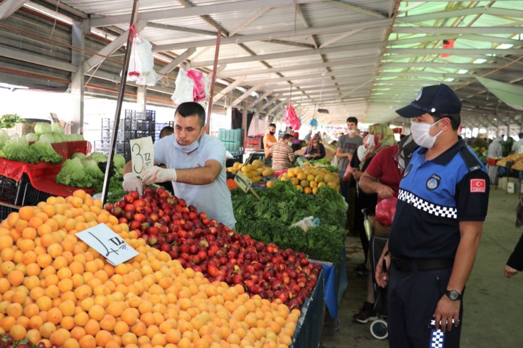 TOROSLAR’IN SEMT PAZARLARINDA ÖNLEMLER SIKI TUTULUYOR