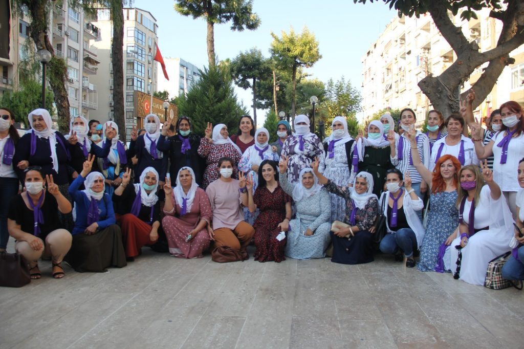 Kadın mücadelesi için buluştular