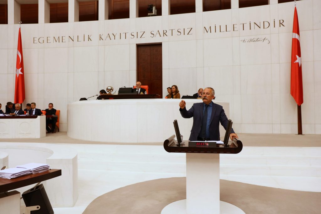 Milletvekili: Mersin’de kaza geçiren çocuğu yatıracak hastane bulamadık!