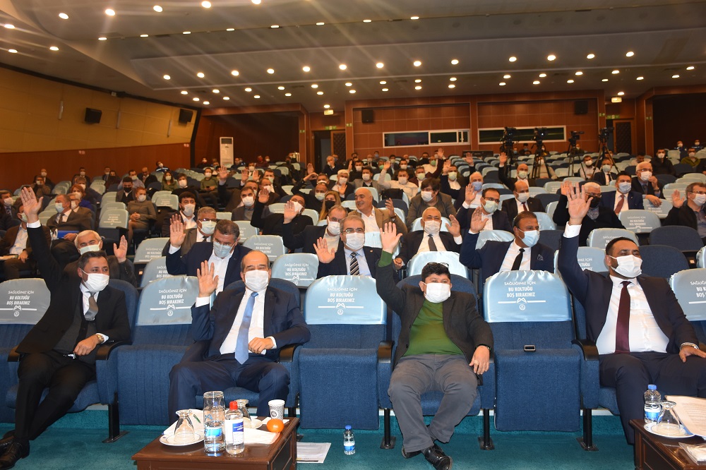Belediye meclisinde retgiller fırtınası devam ediyor: “Sevgi”yi de reddettiler