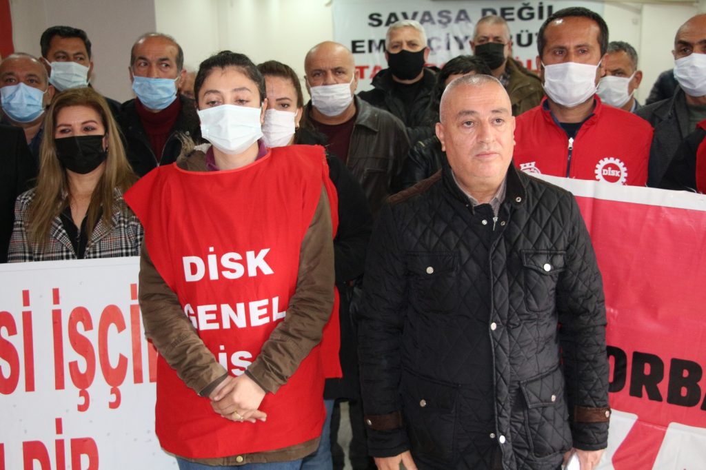 AKP’li belediyede kadın çalışana hakaret: Doğururken bize mi sordun?