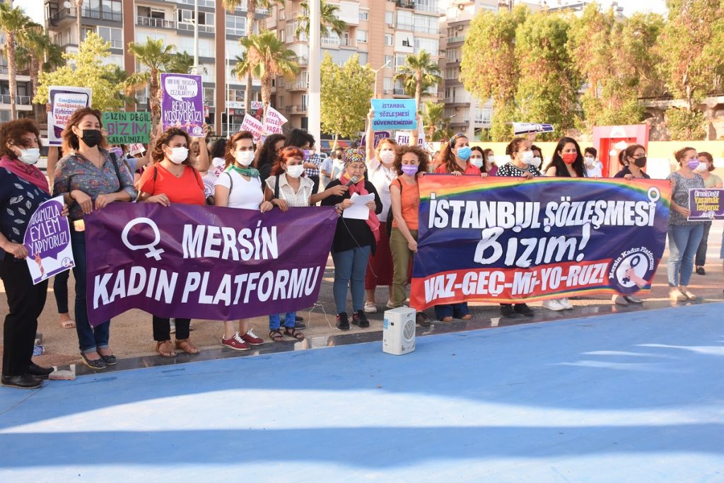 Kadınlar: 1 temmuza kadar alanlardayız