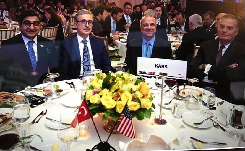 SBK ile fotoğraf çektirmeyen bakan ve bürokrat kaldı mı?