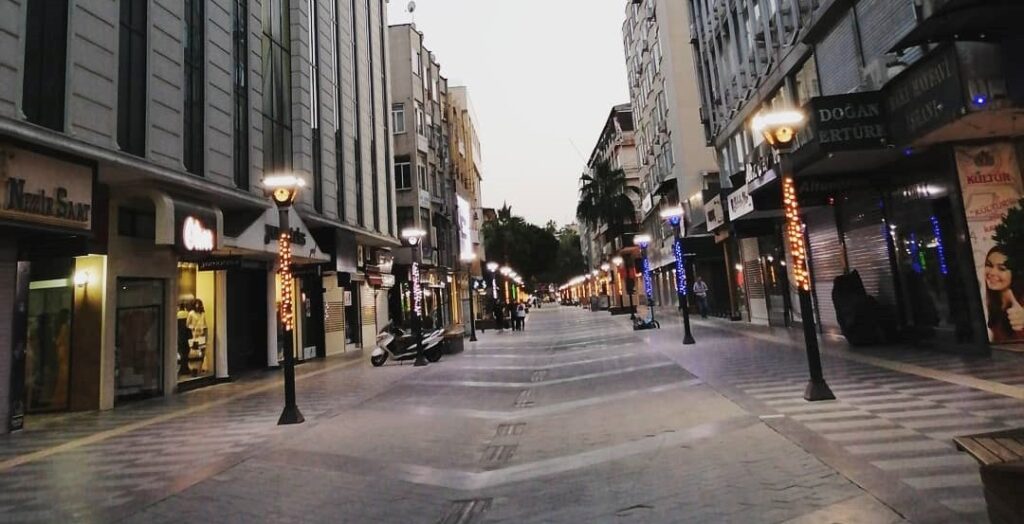 MÜNEVVER ÖZGENÇ YAZDI: VAZGEÇTİM…