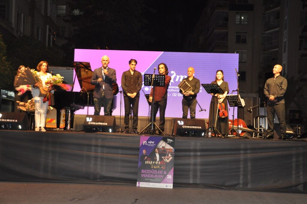 Bülent Bezdüz, Mersin’de tango rüzgarı estirdi