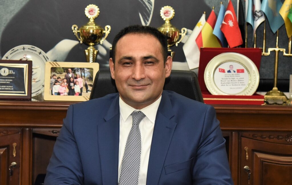 Türkiye’nin en başarılı 3. İlçe belediye başkanı seçildi