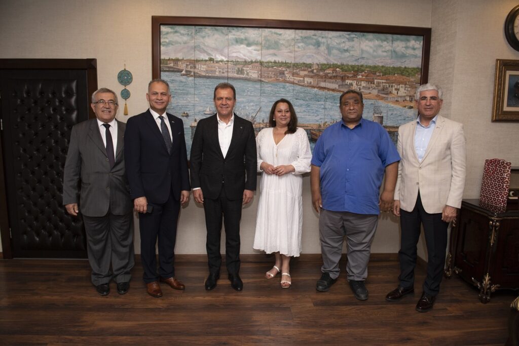 “Roman vatandaşlar Mersin’e renk katıyor”