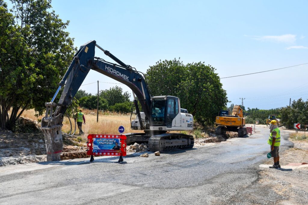 Narlıkuyu’da içmesuyu hattı çalışmaları devam ediyor