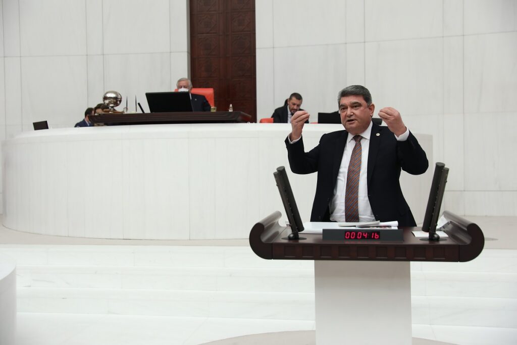 “Böyle giderse 10 liraya ekmek alamayacağız”