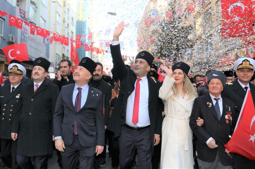 Toroslar Belediyesinin yürüyüşü Mersin’i birleştirdi