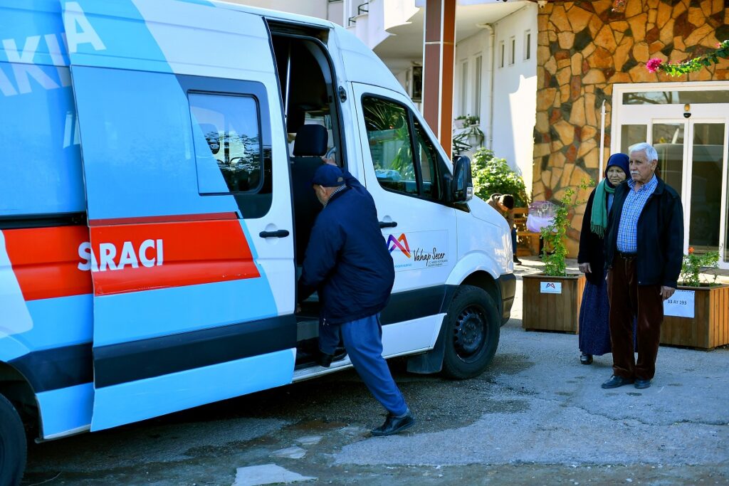  Dosthane bugüne kadar 1387 hasta ve yakınını ağırladı