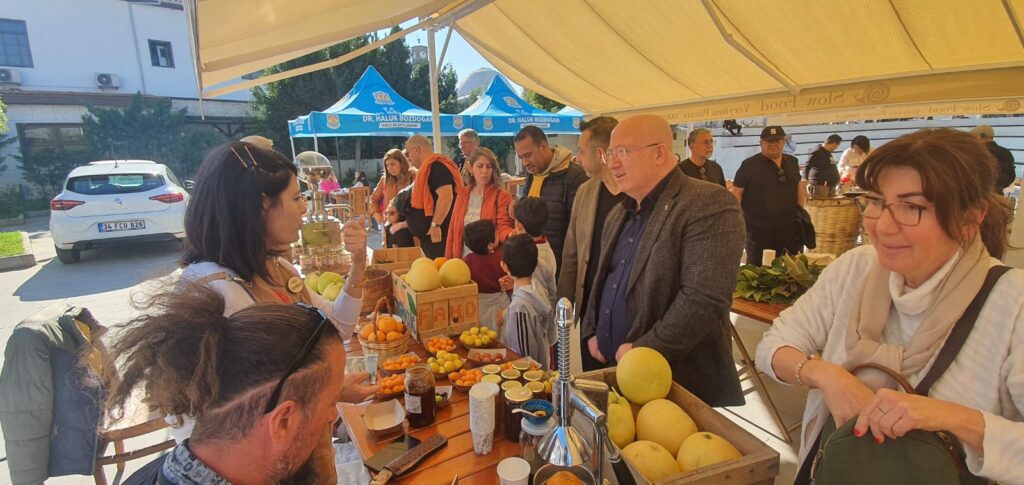 Tarsus Yeryüzü Pazarı model oldu