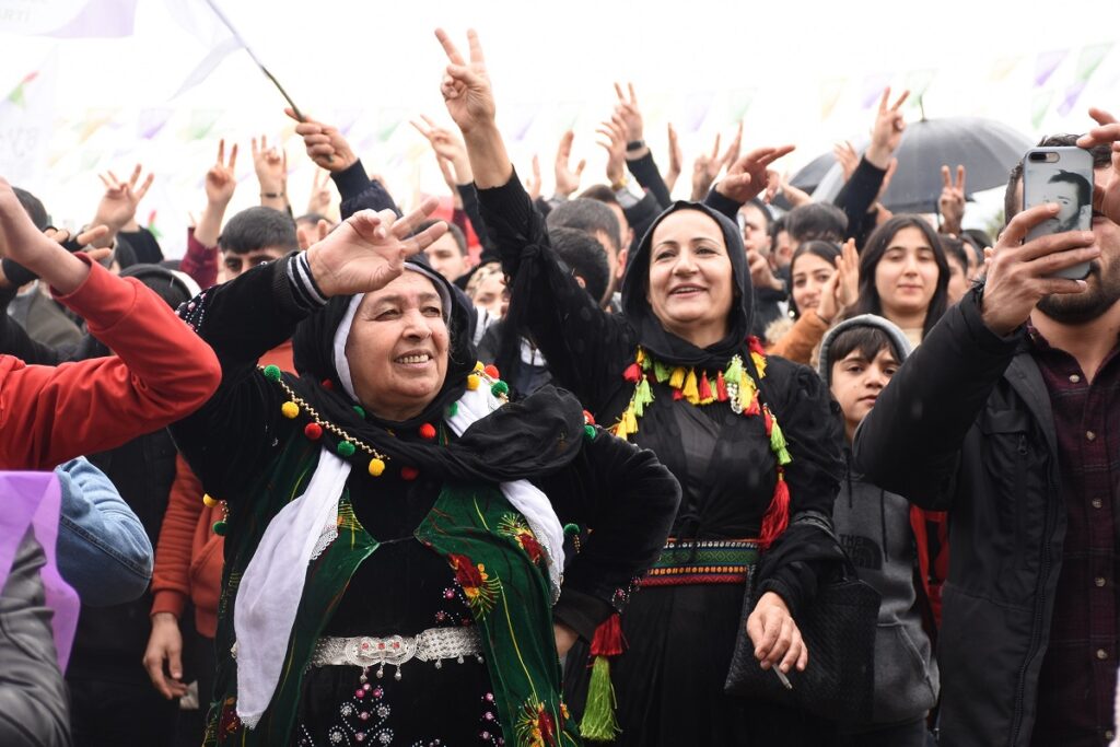 Felaketin gölgesinde Nevroz kutlaması