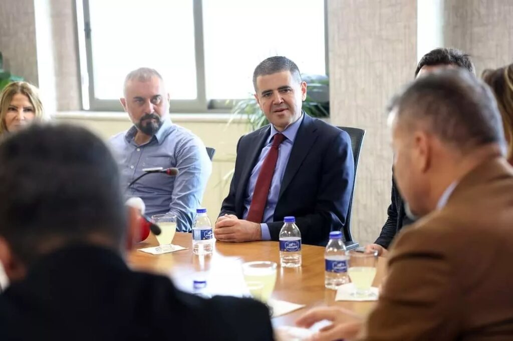 Ahmet Serkan Tuncer: Mezitli’ye değer katacağız