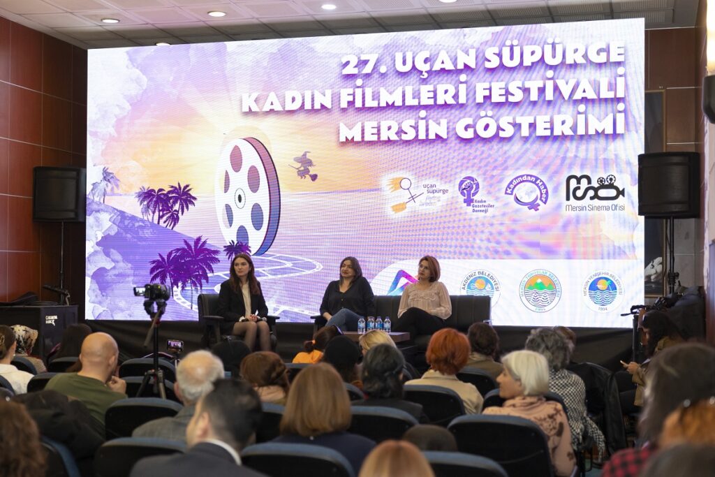 Uçan Süpürge Kadın Filmleri Festivali ilgi gördü
