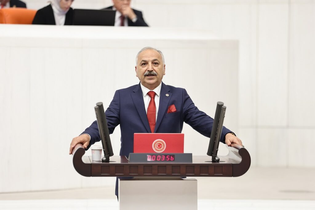 İçişleri Bakanına mültecileri sordu: Geri dönüşleri teşvik edilecek mi?