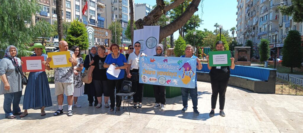 Otizmli bireylerin aileleri, bakım merkezlerindeki şiddete olaylarına dikkat çekti