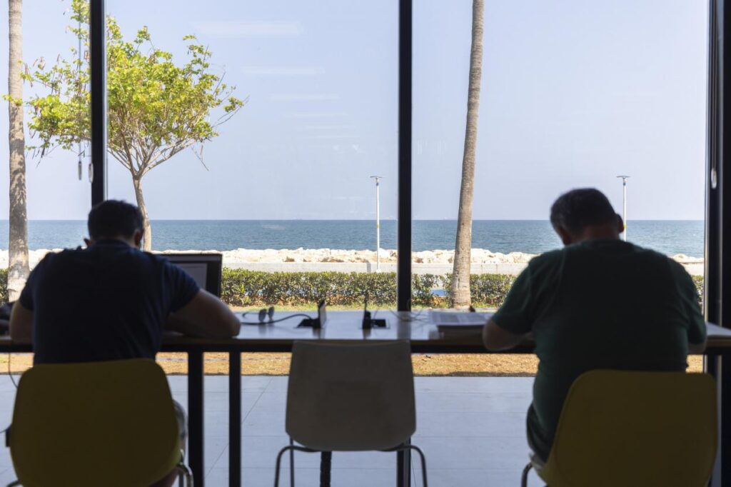 Mersin’de okuma salonları yaz aylarında da açık
