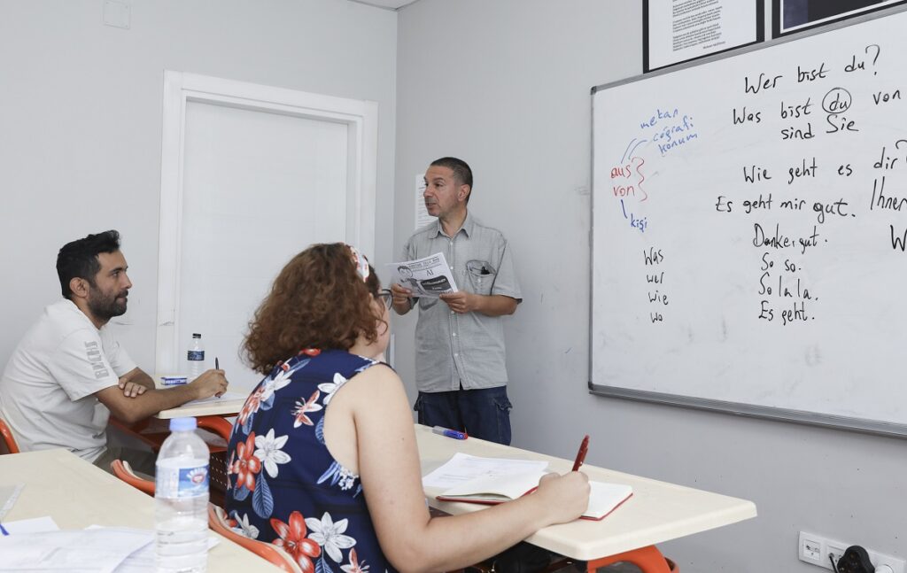 Belediyenin ücretsiz Almanca kursuna ilgi yoğun