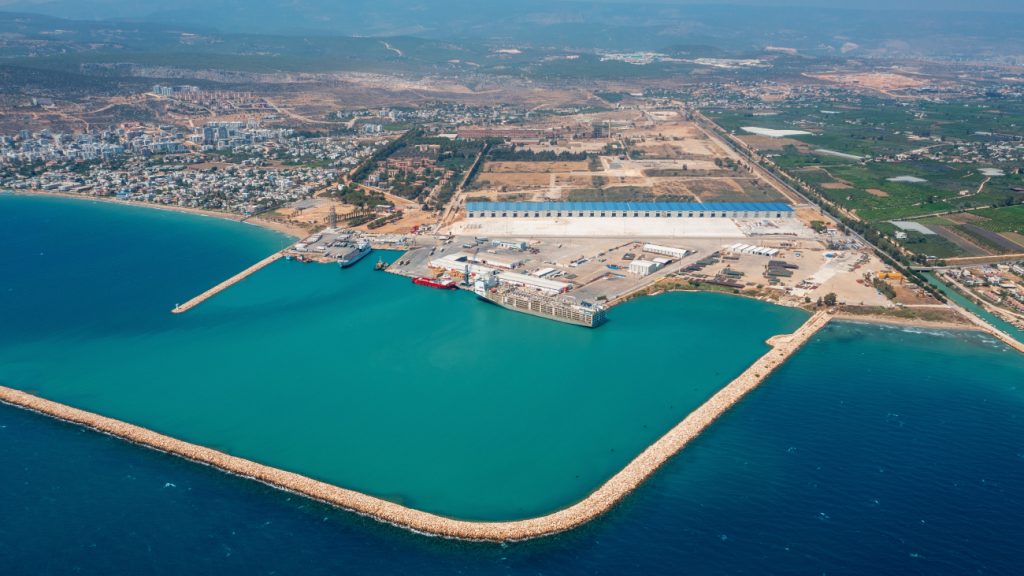 Atık plastikten sonra hurda  lastik de Mersin’e gelecek!