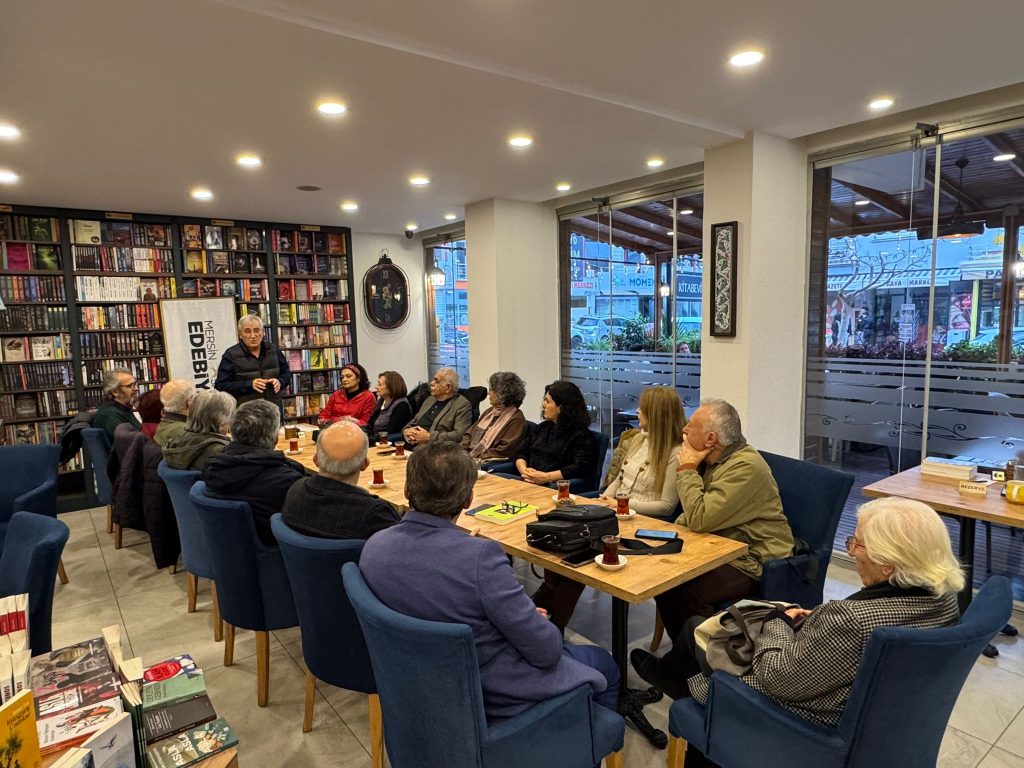 İlyas Halil Öykü Ödülü Alihan Demir’e