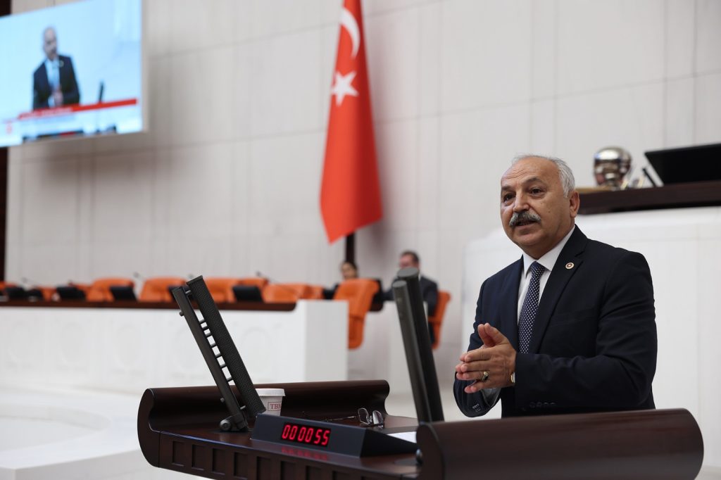 “Emekliyi çalışmaya mecbur bırakan düzen can alıyor”