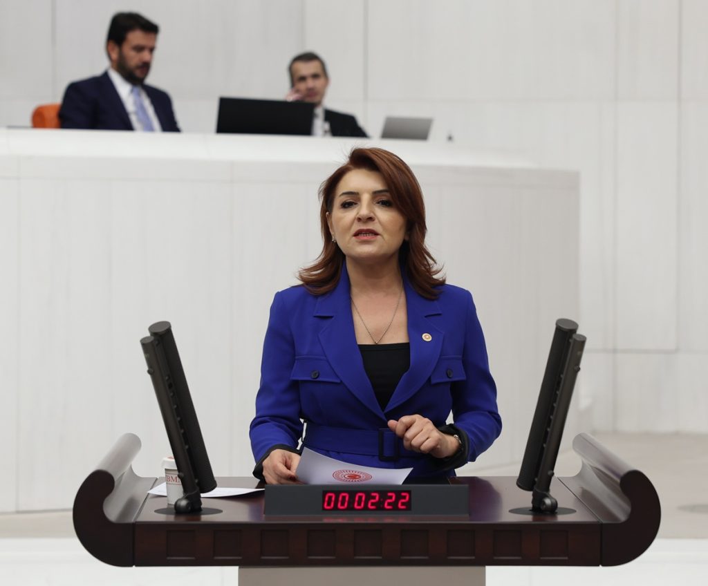 Elektrik ve doğalgazda fatura yine vatandaşa kesildi