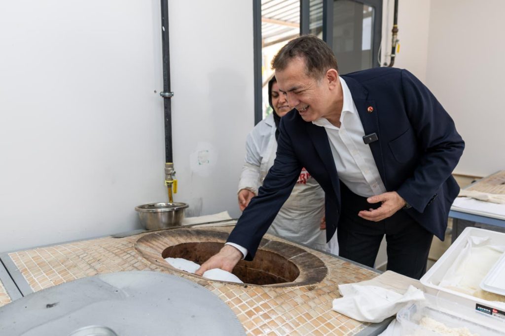 Mersin’in en zengin ilçesine Tandır Evi