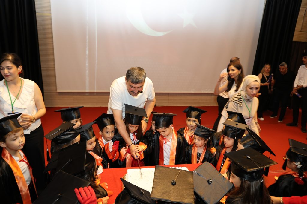 Toroslar’ın gündüz bakımevlerinde mezuniyet coşkusu