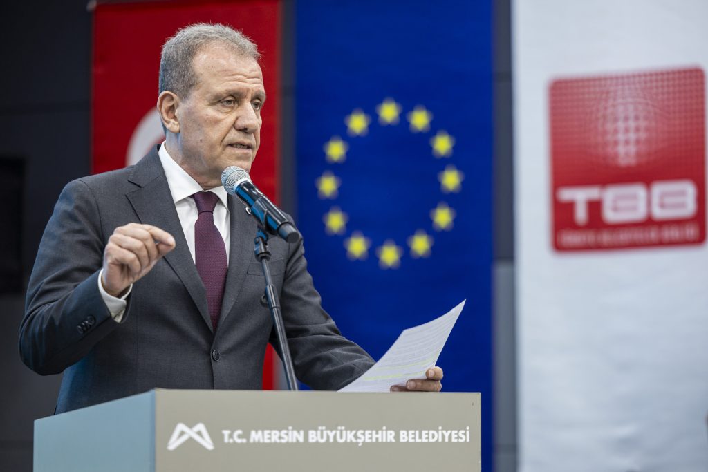 “Çağdaş belediyecilik, vatandaşı yönetime ortak etmektir”