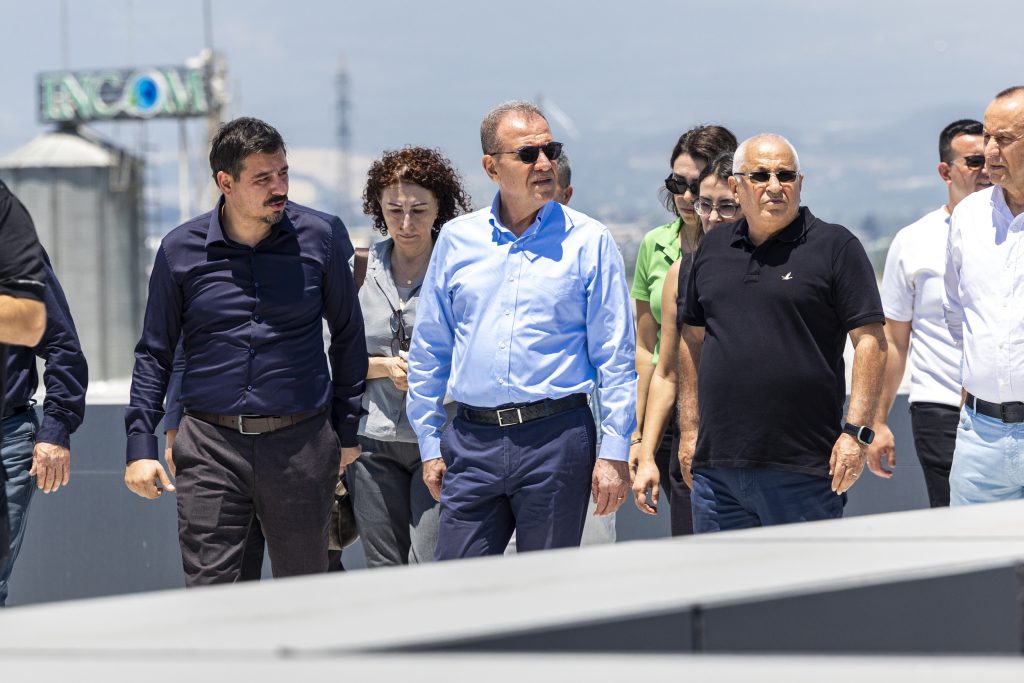 Mersin Büyükşehir yol hizmetlerini tek merkezde topladı