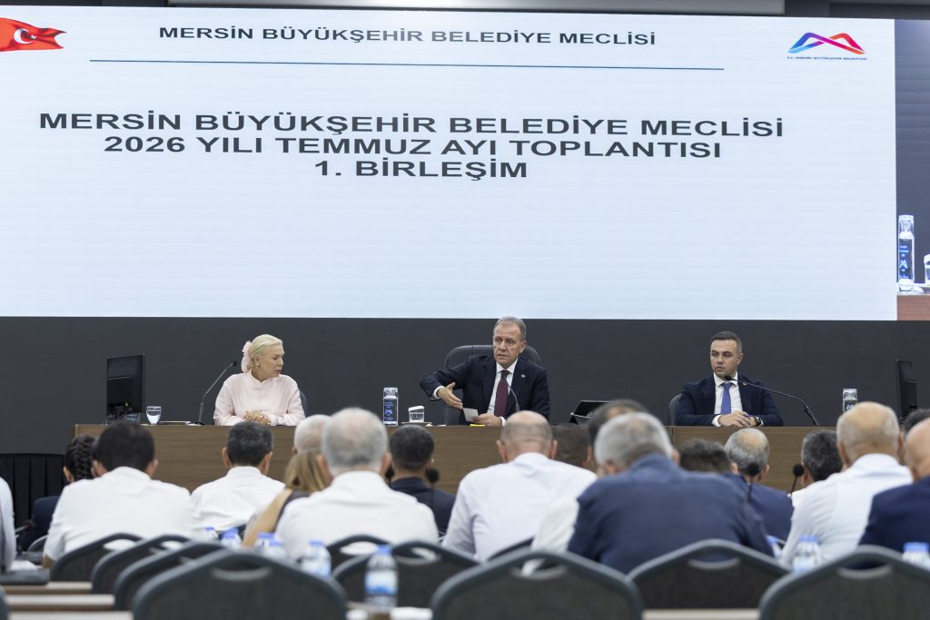Vahap Seçer: Kayyım uygulamalarına son verilmeli