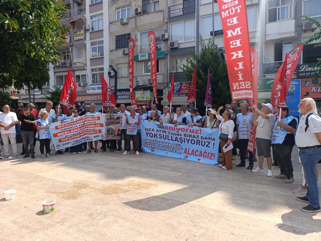 Emekliler: Bize reva görülen sefaleti kabul etmiyoruz