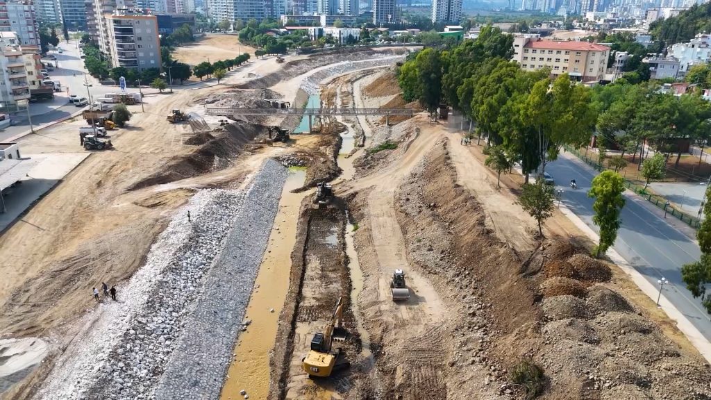 1.5 milyon metrekarelik park ve yeşil alan günlük yaşama kazandırılacak