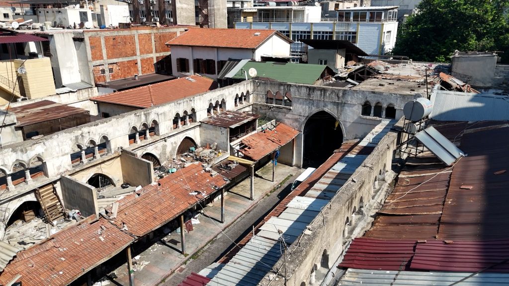 Mersin Büyükşehir Belediyesi Kasaplar Çarşısını yenileyip geleceğe taşıyacak